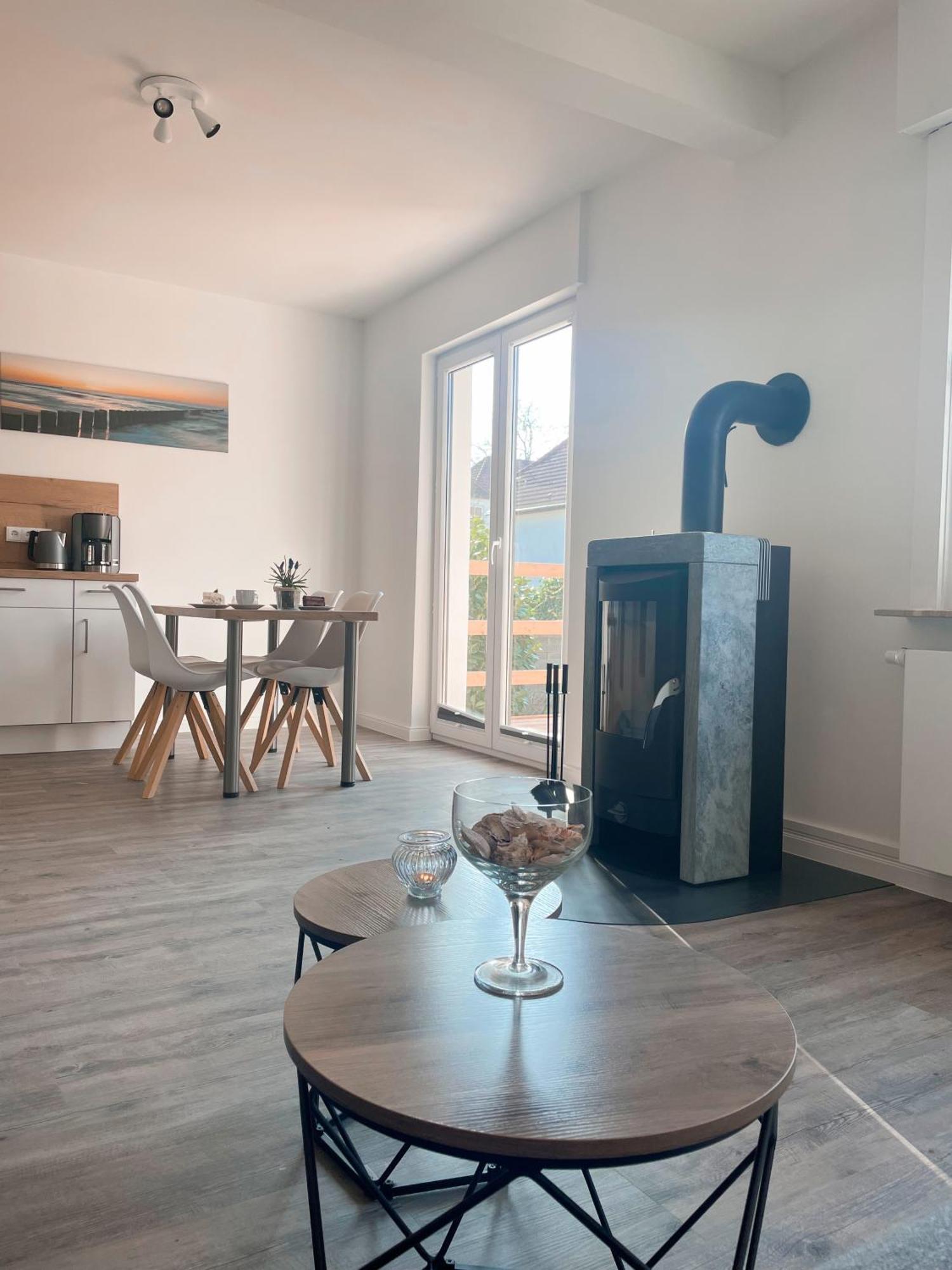 Haus Urvasi Apartment ลูเบค ภายนอก รูปภาพ